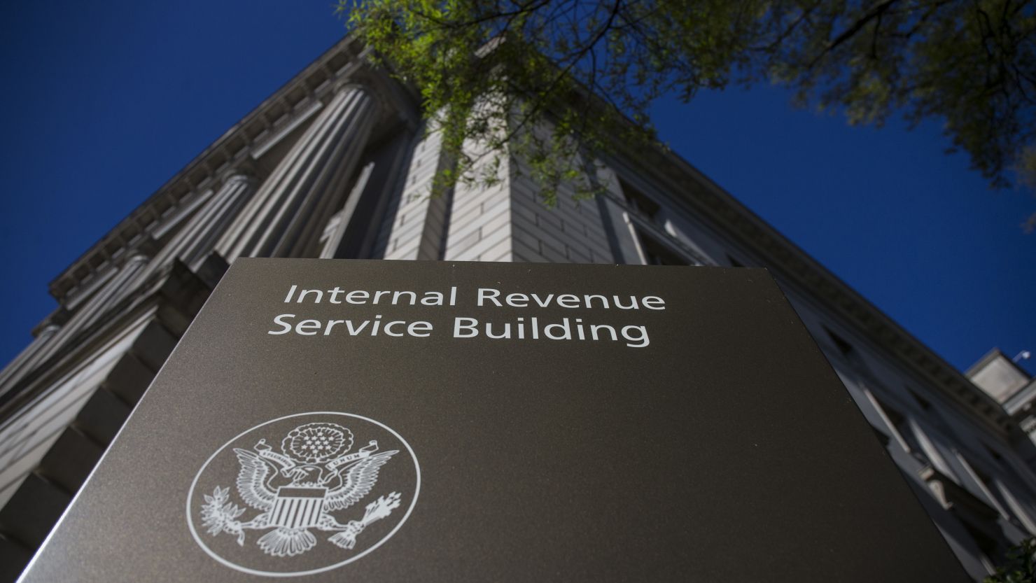 220810170340 irs building sign file